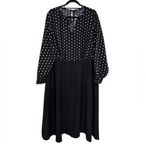 NWT Bloomchic Modest Plus Size Polka Dot Keyhole Midi Dress - Size 22/24